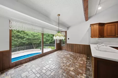 Dining - 1664 E Rietveld Dr, Crete, IL 60417 photo 3 of 3