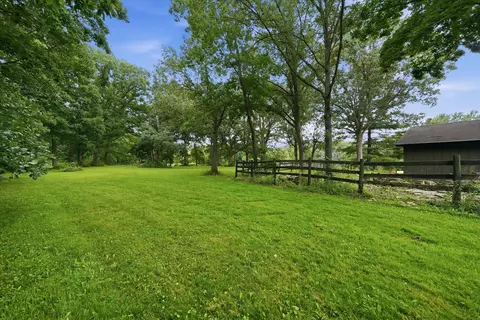 Exterior - 1664 E Rietveld Dr, Crete, IL 60417 photo 30 of 36