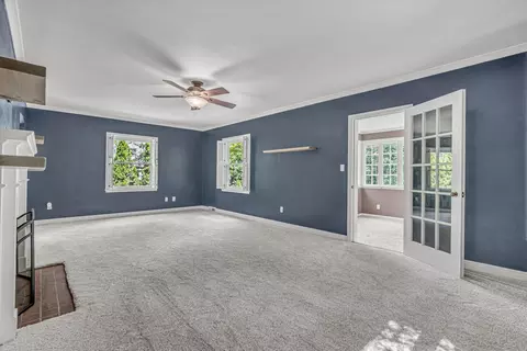 Living - 110 14th Ave, Moline, IL 61265 photo 4 of 4