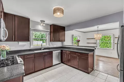 Kitchen - 110 14th Ave, Moline, IL 61265 photo 1 of 5