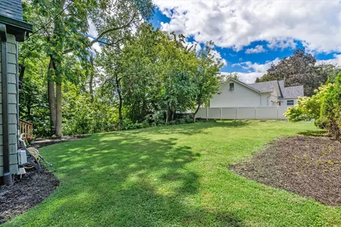 Exterior - 110 14th Ave, Moline, IL 61265 photo 8 of 14
