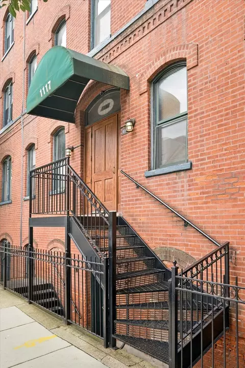 Other - 1117 W Fry St #5, Chicago, IL 60642 photo 1 of 3