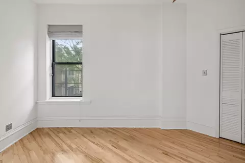 Bedroom - 1117 W Fry St #5, Chicago, IL 60642 photo 3 of 5