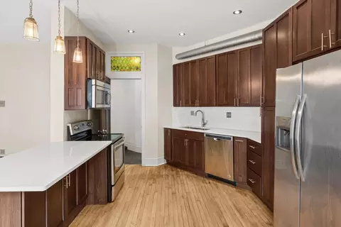 Kitchen - 1117 W Fry St #5, Chicago, IL 60642 photo 2 of 4