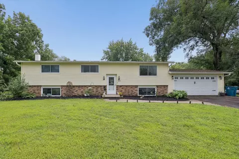 12793 Black Rd, Morrison, IL 61270