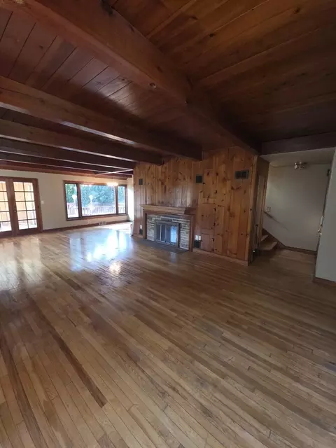 454 N Commonwealth Ave, Elgin, IL 60123 photo 2