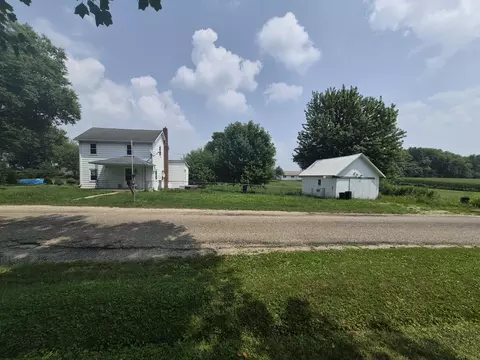 600 Short St, North Henderson, IL 61466