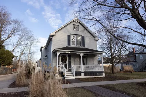 Exterior - 15111 S Fox River St, Plainfield, IL 60544 photo 2 of 10
