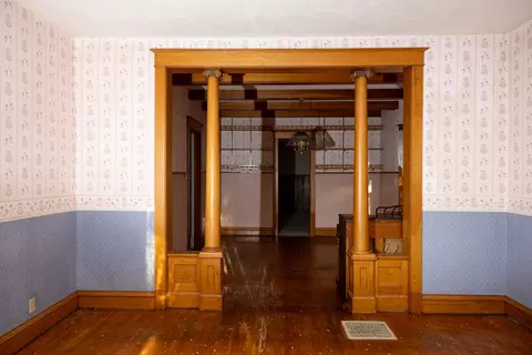Living - 15111 S Fox River St, Plainfield, IL 60544 photo 2 of 4