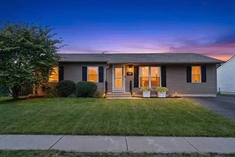 218 Hayes Ave, Romeoville, IL 60446