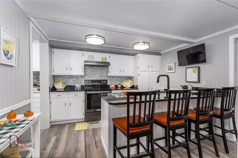 Kitchen - 527 E Main St, Ottawa, IL 61350 photo 2 of 3