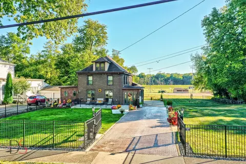 Other - 527 E Main St, Ottawa, IL 61350 photo 3 of 10