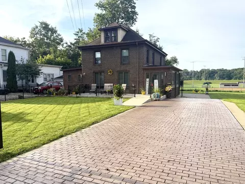 Other - 527 E Main St, Ottawa, IL 61350 photo 2 of 10