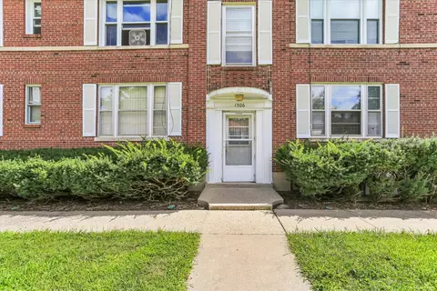 1506 Delmont Ct #1, Urbana, IL 61801