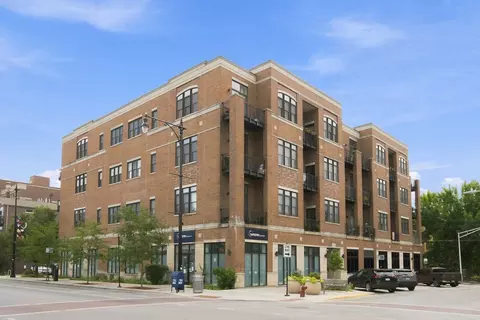 4755 N Washtenaw Ave #309, Chicago, IL 60625
