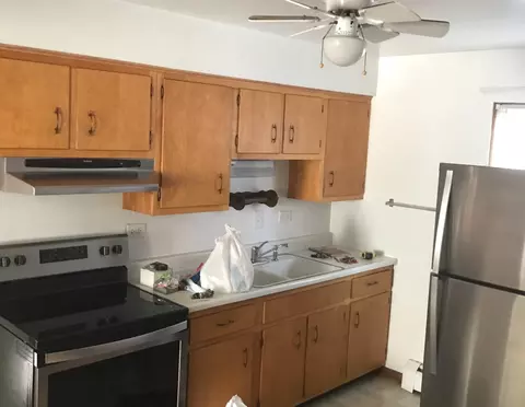 Kitchen - 4435 Eberly Ave, Brookfield, IL 60513 photo 2 of 5