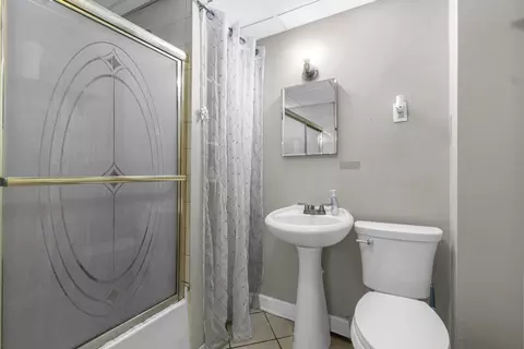 Bath - 528 E 156th St, Harvey, IL 60426 photo 1 of 2