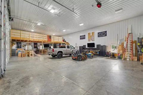 Other - 652 E Summer St, Paxton, IL 60957 photo 5 of 10