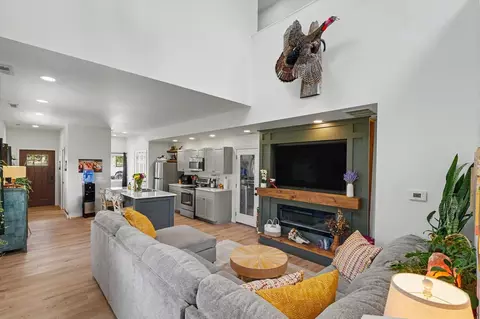 Other - 652 E Summer St, Paxton, IL 60957 photo 4 of 10