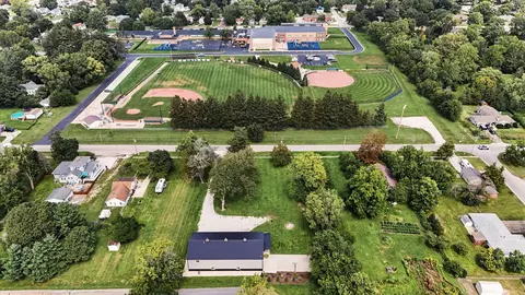 View/Area - 652 E Summer St, Paxton, IL 60957 photo 4 of 9