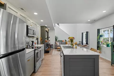 Kitchen - 652 E Summer St, Paxton, IL 60957 photo 6 of 8