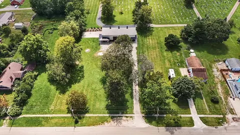 View/Area - 652 E Summer St, Paxton, IL 60957 photo 2 of 9