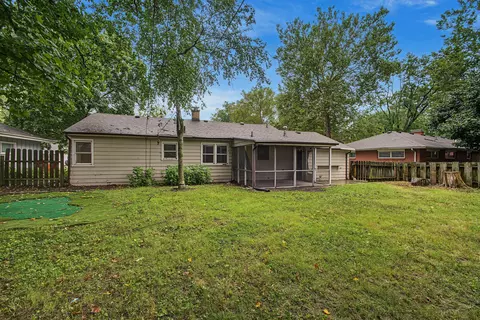 Exterior - 1608 Normandy Dr, Champaign, IL 61821 photo 2 of 3