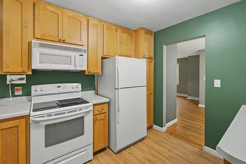 Kitchen - 1608 Normandy Dr, Champaign, IL 61821 photo 3 of 4