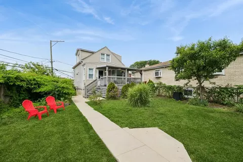 5150 N Moody Ave, Chicago, IL 60630