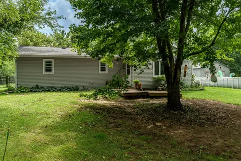 Exterior - 11371 Havenswood Rd, Roscoe, IL 61073 photo 4 of 23