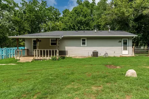 Exterior - 11371 Havenswood Rd, Roscoe, IL 61073 photo 10 of 23