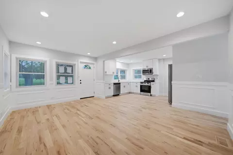 Living - 1327 S Wolf Rd, Hillside, IL 60162 photo 3 of 5