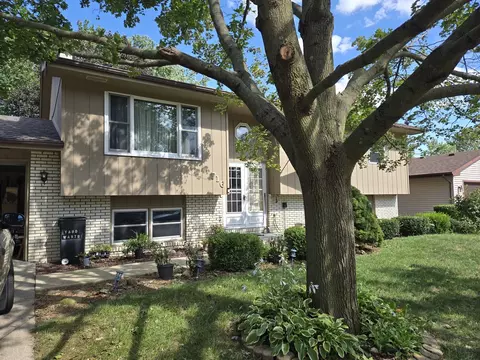 Exterior - 716 Lara Rd, Normal, IL 61761 photo 6 of 6