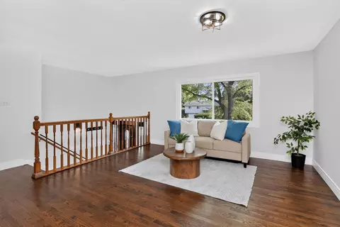 Living - 730 Hillcrest Blvd, Hoffman Estates, IL 60169 photo 1 of 2