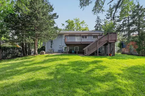 Exterior - 730 Hillcrest Blvd, Hoffman Estates, IL 60169 photo 4 of 4
