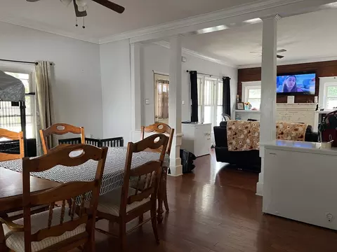 Dining - 107 N 19th St, Herrin, IL 62948 photo 4 of 4