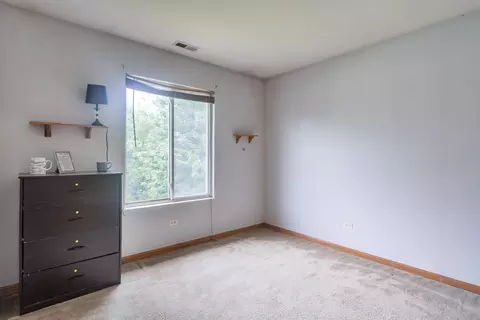 Bedroom - 2803 Sun Valley Dr, Plainfield, IL 60586 photo 6 of 7