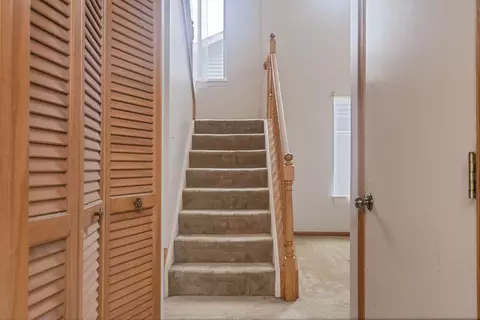 Entry Way - 2803 Sun Valley Dr, Plainfield, IL 60586 photo 1 of 4