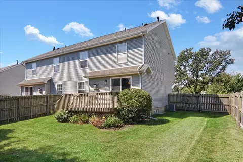 Exterior - 1716 Sunrise Pt, Normal, IL 61761 photo 3 of 3