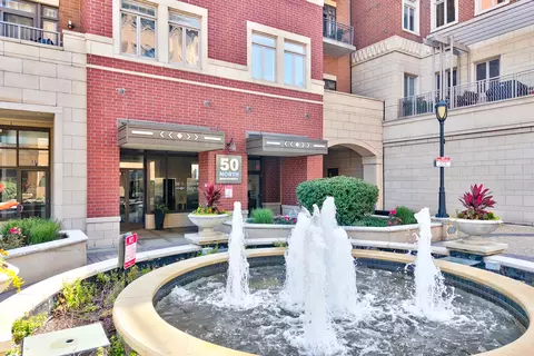 50 N Northwest Hwy #204, Park Ridge, IL 60068