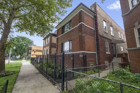 4903 W Rice St, Chicago, IL 60651