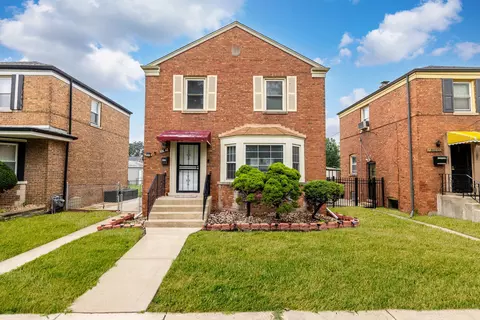 12442 S Throop St, Calumet Park, IL 60827