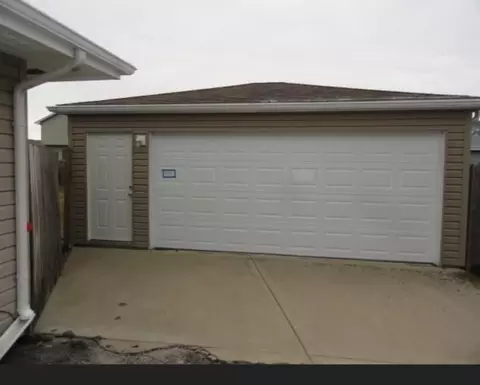 Other - 6908 Townsend Blvd, Plainfield, IL 60586 photo 8 of 10