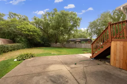 Exterior - 4425 Thornbark Ct, Hoffman Estates, IL 60192 photo 4 of 4