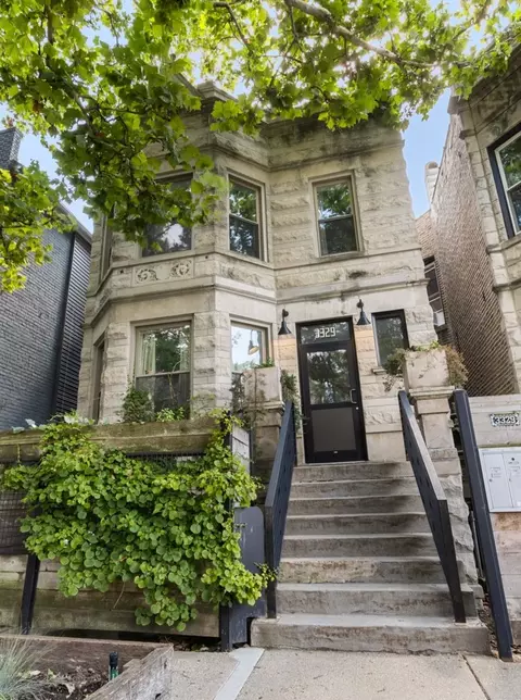 3329 W Pierce Ave, Chicago, IL 60651