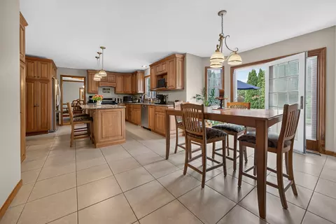 Kitchen - 505 Wellesley Dr, Normal, IL 61761 photo 2 of 6