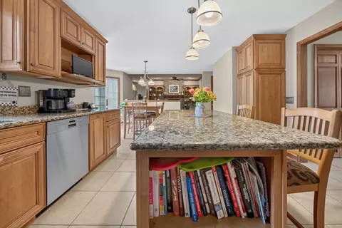 Kitchen - 505 Wellesley Dr, Normal, IL 61761 photo 6 of 6