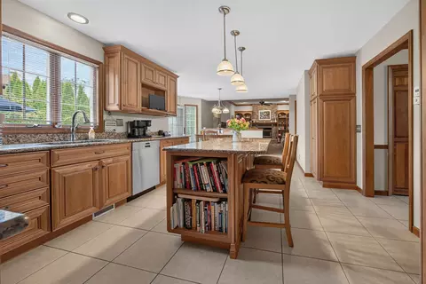 Kitchen - 505 Wellesley Dr, Normal, IL 61761 photo 5 of 6