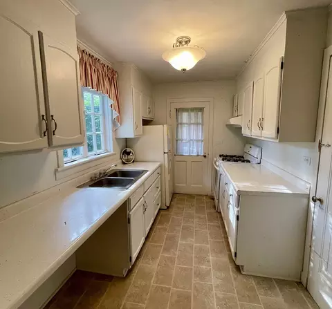 Kitchen - 1138 Shermer Rd, Glenview, IL 60025 photo 1 of 1