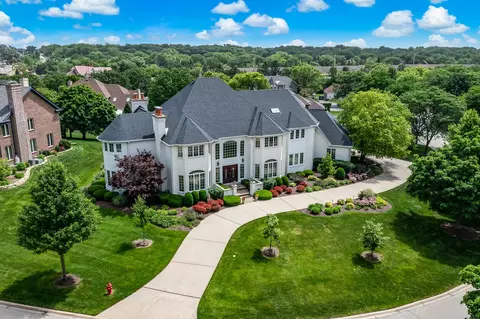 6430 Manor Dr, Burr Ridge, IL 60527 photo 9